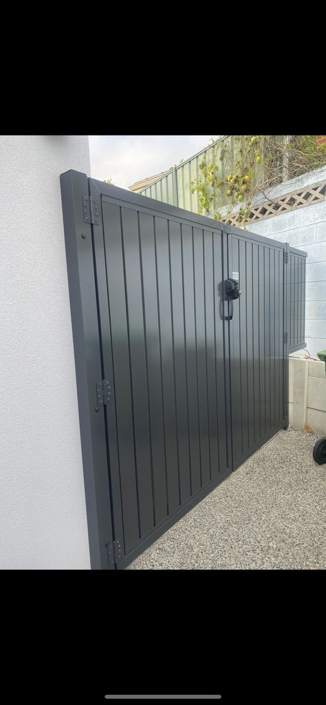 House Gates, Electric Driveway Gates, Vinyl Gates, Glass Pool Fencing, Stainless Steel Gate, Security Gates, Aluminium Gates, Side Gates, Double Gate