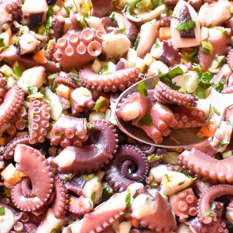 Octopus Salad Recipe, Marinated Octopus, Parsley Dressing, Squid Salad, Easy Italian Recipes, Salad Italian, Malta Food, Octopus Recipes, Octopus Salad