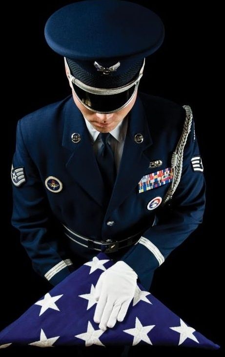 Man In Uniform, Military Color, Honor Guard, Military Love, United States Military, Us Soldiers, Military Heroes, United States Air Force, Military Life