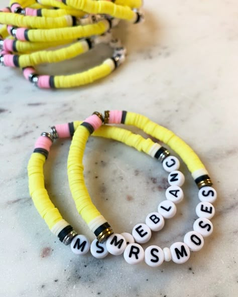 Teacher Gift Teacher PENCIL Bracelet Heishi Disc | Etsy Teacher Bracelet Gift, Teacher Heishi Bracelet, Pencil Bracelet, Bracelet Heishi, Beaded Name Bracelet, Teacher Bracelet, Teacher Jewelry, Appreciation Gifts Diy, Inspired Bracelets