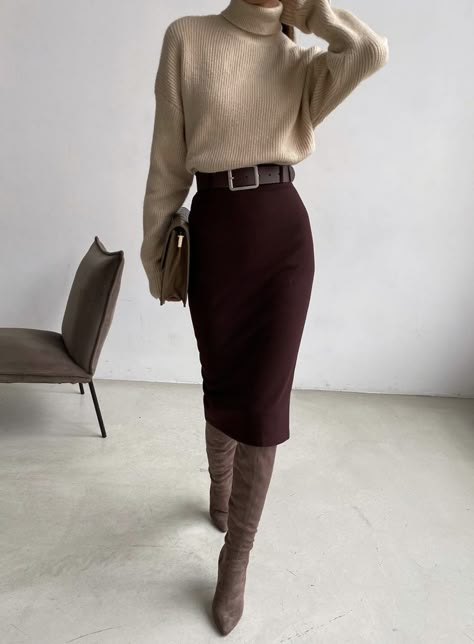 Tube Skirt Outfit, Vinter Mode Outfits, Skirt And Sweater, Classy Work Outfits, Stylish Work Outfits, Looks Chic, 가을 패션, Work Outfits Women, Professional Outfits