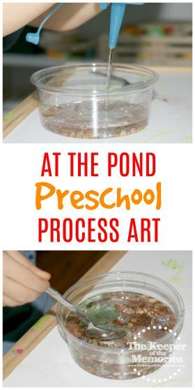 If you're looking for quick & easy activities for your next preschool pond theme, then look no further. Here's a definite winner! Make your own Preschool Pond Theme Pond Life Invitation to Create Process Art Experience. Your little kids will love it! Wetlands Preschool Activities, Pond Activities Preschool, Animal Art Activities, Pond Preschool, Pond Activities, Pond Life Theme, Kids Science Experiments, Pond Habitat, Pond Crafts