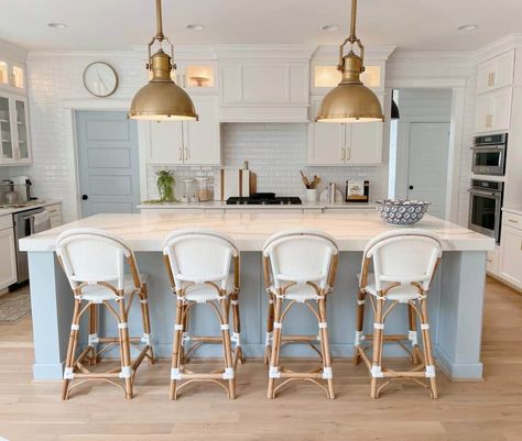 Blue Kitchen Island, Light Blue Kitchens, Decor Pad, Blue Kitchen Cabinets, White Kitchen Island, Kitchen Details, Coastal Kitchen, White Countertops, Blue Kitchen