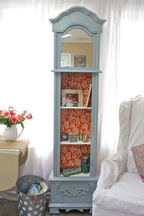 Turn an old grandfather clock into a bookshelf for nick nacks  This is a wonderful idea. Repurposed Grandfather Clock, Grandmother Clock, Grandfather Clocks, Grandfather Clock, Trash To Treasure, Furniture Redo, Refurbished Furniture, Redo Furniture, Furniture Makeovers