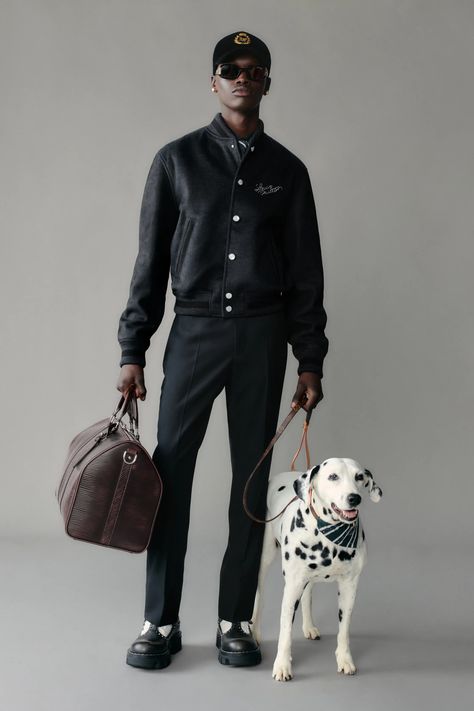 Louis Vuitton Resort 2025 Menswear Fashion Show | Vogue Vuitton Outfit, Resort 2025, Souvenir Jacket, Sneakers Patterns, Dog Walk, Luxury Dog, Pharrell Williams, Louis Vuitton Men, Menswear Collection