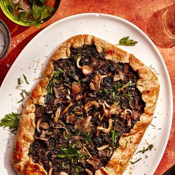 Mushroom Galette, Party Side Dishes, Recipes Gourmet, Gourmet Dinner Recipes, Galette Recipe, Gourmet Dinner, Wine Vinegar, Mushroom Recipes, Kosher Salt