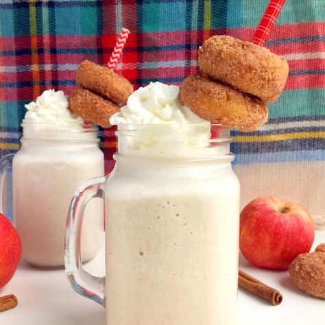 Winter Milkshake Ideas, Thanksgiving Milkshake, Apple Cider Milkshake, Apple Cider Floats, Apple Cider Slushies, Fall Milkshakes, Apple Cider Slushy, Apple Cider Slushies Recipe, Autumn Milkshake