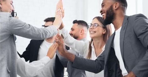 10 Timely Statistics About The Connection Between Employee Engagement And Wellness Peer Recognition, Career Management, Career Advancement, Career Success, Employee Engagement, Soft Skills, Business Administration, High Five, Business Leader