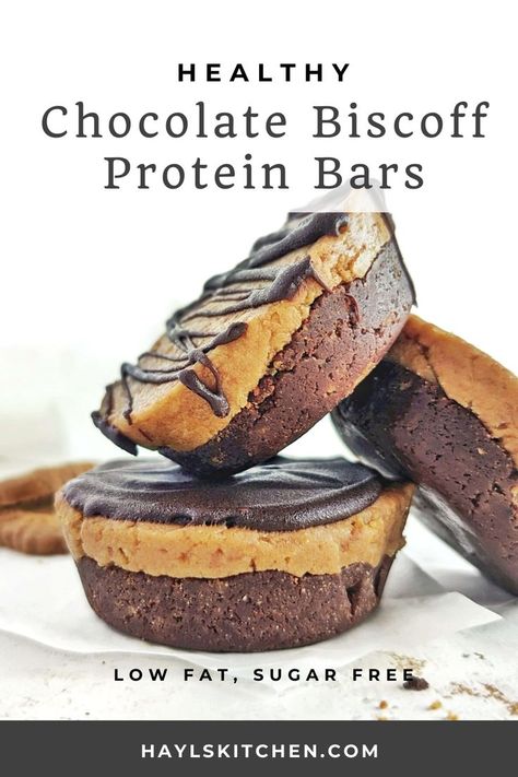 Biscoff Healthy Recipes, Biscoff Bars, Biscoff Protein, Low Calorie Protein Bars, Fat Free Desserts, Protein Sweets, Protein Bar Recipe, Chocolate Protein Balls, Low Calorie Chocolate