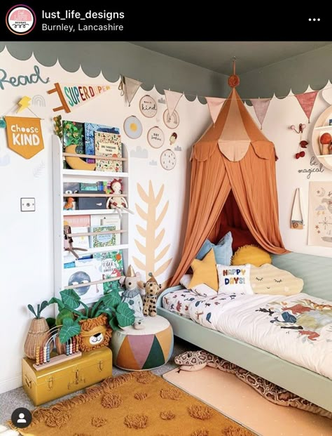 Creative Kids Rooms, Toddler Boy Room Decor, Kids Rooms Inspo, Kids Shared Bedroom, Big Boy Bedrooms, Kids Bedroom Inspiration, Toddler Boys Room, Nursery Room Design, Beautiful Room