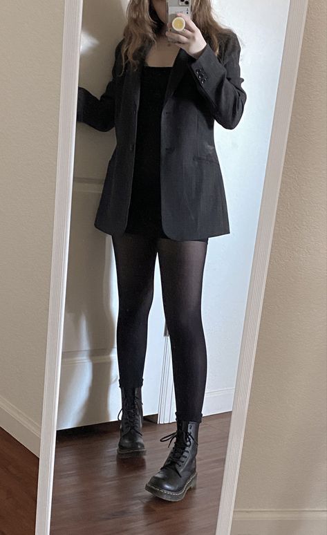 All Black Blazer And Skirt Outfit, Concert Orchestra Outfit, Band Concert Outfit School Formal, Black Dress With Black Blazer, Blazer Grunge Outfit, Orchestra Outfit Ideas, Outfits With A Black Blazer, Grunge Blazer Outfits, Concert Black Outfit Choir