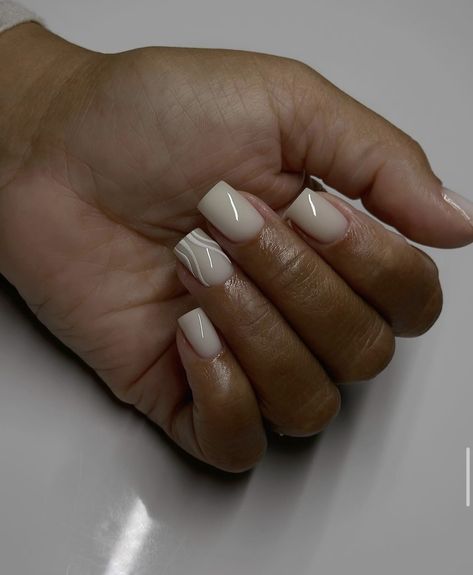 Short Nail Designs Milky White, Cute White Simple Nails, Nails For Grown Women, Spring Overlay Nails, Cream And White Nails, Simple Short Nail Designs Classy, Nails Work Professional, Overlay Design Nails, Short Gel X Nails Square