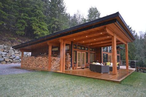 Metal Building Framing, Camp House Ideas, Small Modern Cabin, Camping House, Small Rustic House, Timber Frame Cabin, Rustic Cabins, Camp House, West Coast Style