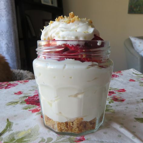 Cheesecake In Jar, Cheesecake Jar, Easy Banana Pudding, Lemon Pudding Cake, Cheesecake In A Jar, The English Kitchen, English Kitchen, Lemon Pudding, Keto Cheesecake