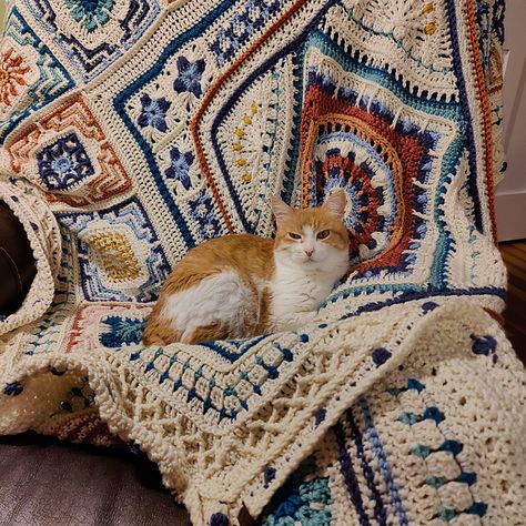 Ravelry: EdenEPGrace's Poppy's Moroccan Tile Afghan Moroccan Crochet Blanket, Crochet Moroccan Tile Afghans, Moroccan Tile Crochet Patterns, Moroccan Crochet Pattern, Persian Tiles Crochet Pattern, Moroccan Tile Crochet, Moroccan Tiles Pattern, Crafts Room Decor, Crochet Design Pattern