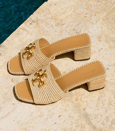 Tory Burch Sandals Outfit, Designer Sandals Flat, Flat Platform Sandals, Tory Burch Wedges, Tory Burch Heels, Fashion Shoes Sandals, Miller Sandal, Shoes World, Heels Outfits