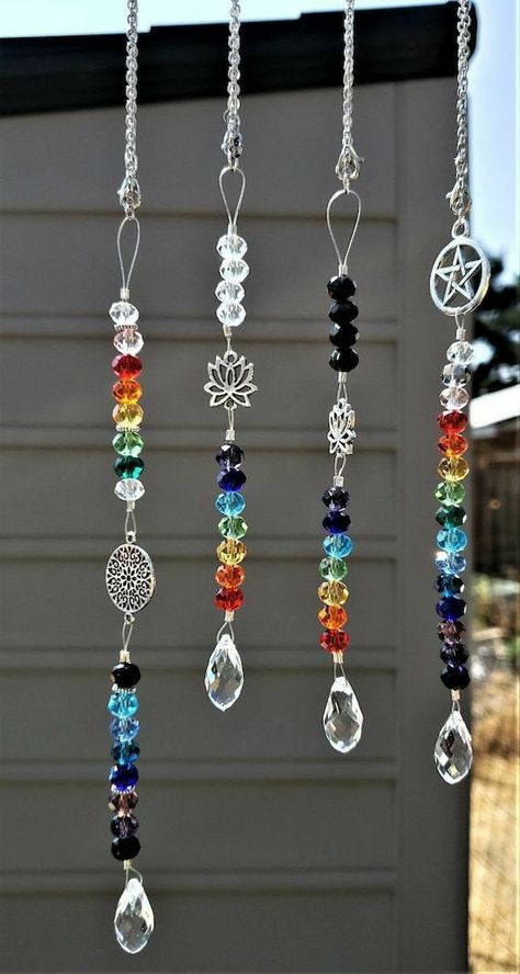 Things You Can Make With Beads, What To Make Out Of Beads, Glass Bead Projects, Bead Suncatcher Diy, Diy Suncatchers Crystals, Homemade Suncatchers, Bead Crafts For Adults, Things To Do With Beads, Things To Make With Beads