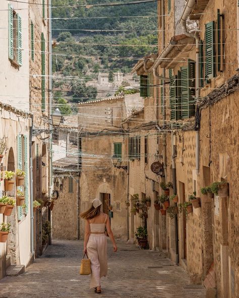 Mediterranean vibes on Mallorca 🌞 This charming village on Mallorca has stolen my heart (for the second time) with its enchanting alleys … | Instagram Cala Deia, Mallorca Itinerary, 2023 Goodbye, Deia Mallorca, Mediterranean Vibes, Afternoon Light, My Heart, Travel Photography, Two By Two