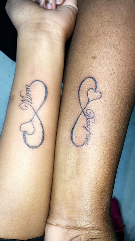 Mother Daughter Infinity Tattoos, Mother Daughter Tat, Mother Daughter Tats, Daughters Tattoo, Mother Daughter Tattoo Ideas, Mommy Daughter Tattoos, Mother And Daughter Tattoos, Cool Tattoos For Women, Daughter Tattoo Ideas