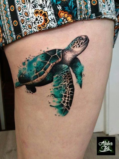 Sea Turtle Tattoos, Small Turtle Tattoo, Tortoise Tattoo, Turtle Tattoos, Cute Sea Turtle, Sea Turtle Tattoo, Turtle Tattoo Designs, Ocean Tattoos, Tatuaje A Color