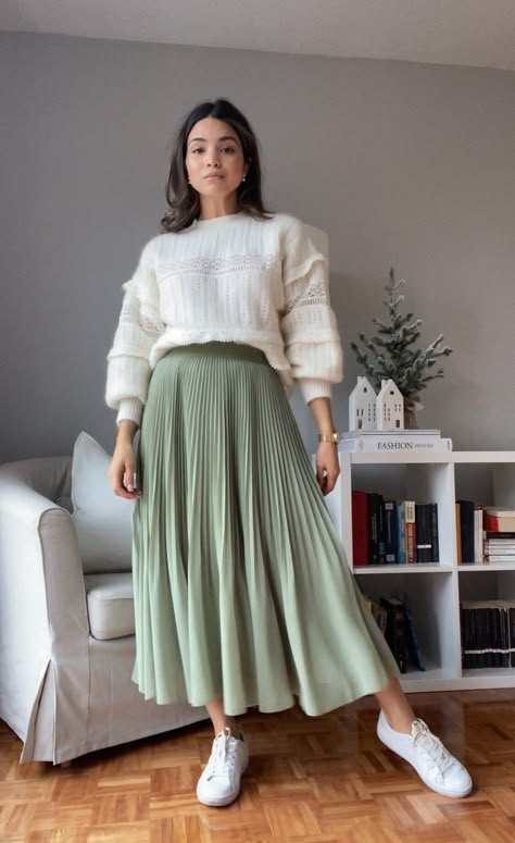 6 Fall/Winter Outfits — Samantha Guerrero Romantic Style Outfit Winter, Romantic Winter Outfits, Romantic Fall Outfits, Samantha Guerrero, Art Teacher Outfits, Modest Winter Outfits, Booties Outfit, Cute Teacher Outfits, Modesty Outfits