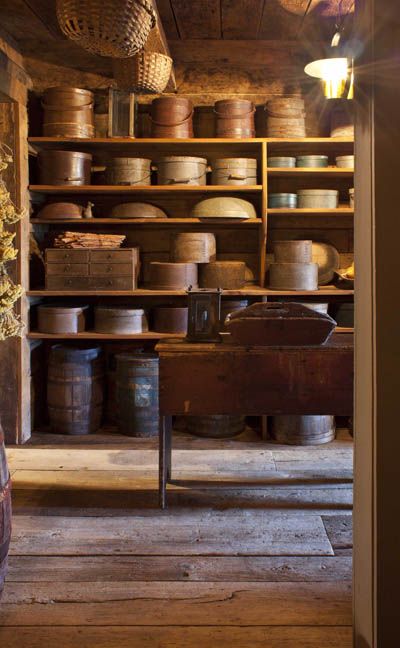 A sneak-preview from Tim Tanner's next Early American Country Homes book...  This is the work of my wonderful friend Ginny Curry. Butter Pantry, Old Shelves, Dried Gourds, Early American Homes, Primitive Country Homes, Primitive Bedroom, Primitive House, Primative Decor, Pantry Boxes