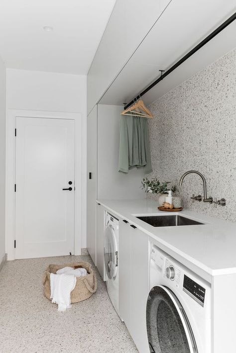 Laundry Renovation Ideas, Laundry Renovation, Organization Laundry, Laundry Makeover, White Laundry Rooms, Modern Laundry, Closet Laundry, Laundry Room Wallpaper, Dream Laundry Room