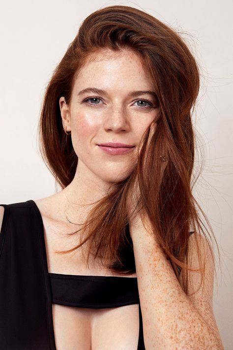 Rose Leslie Leslie Rose, Elodie Yung, Rose Leslie, Under Your Spell, Kit Harington, Aberdeen, Celebrities Female, Redheads, Red Hair