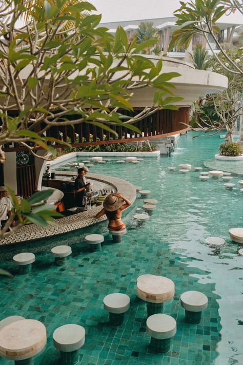 Resort Pool Ideas, Resort Pool Design, Resort Pool Bar, Bali Nusa Dua, Nusa Dua Bali, Pool Hotel, Kolam Air, Voyage Bali, Resort Architecture