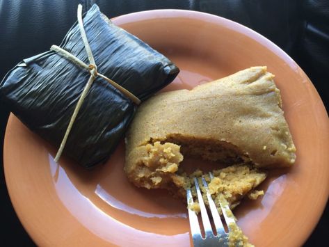 Guyanese Conkie (with Recipe) – Experience The Sweet, Pumpkin Flavours Wrapped In Banana Leaves – Things Guyana Colombian Chicken, Guyana Recipes, Guyanese Food, Pork Tamales, Sweet Dumplings, Recipes Restaurant, Empanadas Recipe, Corn Flour, Sweet Pumpkin