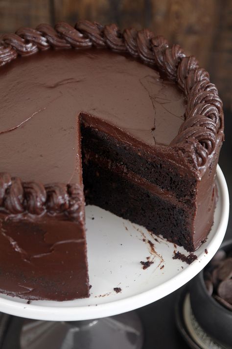 The Most Amazing Chocolate Cake Inside Cake, Resipi Kek, American Chocolate, Amazing Chocolate Cake Recipe, Coconut Cheesecake, American Cake, Best Chocolate Cake, Cake Chocolate, Chocolate Cream