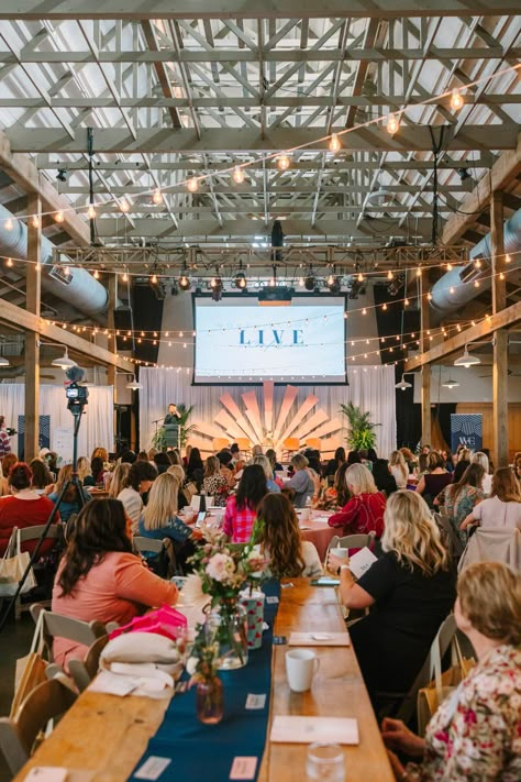 Tennessee Women Connect’s 3rd Annual Live Event at Loveless Barn photographed by Nashville TN branding photographer Amy Allmand Photography. Loveless Cafe, Vision Mood Board, Personal Vision Board, Branding Images, Action Board, Women Ceo, Ideas For Small Business, How To Think, Unique Branding