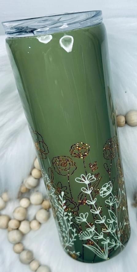 Pink And Green Tumbler, Mandala Tumbler Ideas, Frog Tumbler Ideas, Best Selling Tumbler Designs, Floral Tumbler Ideas, Camo Tumbler Ideas, Painted Tumbler Ideas, Plant Tumbler Ideas, Tumbler With Handle Ideas