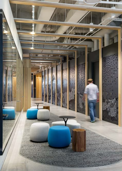 Launch Pad: The Modern Office Design for KPMG Modern Office Space Design, Cool Office Space, Open Ceiling, Modern Office Space, Corporate Office Design, Corporate Office Decor, Office Lobby, Office Space Design, Modern Office Design