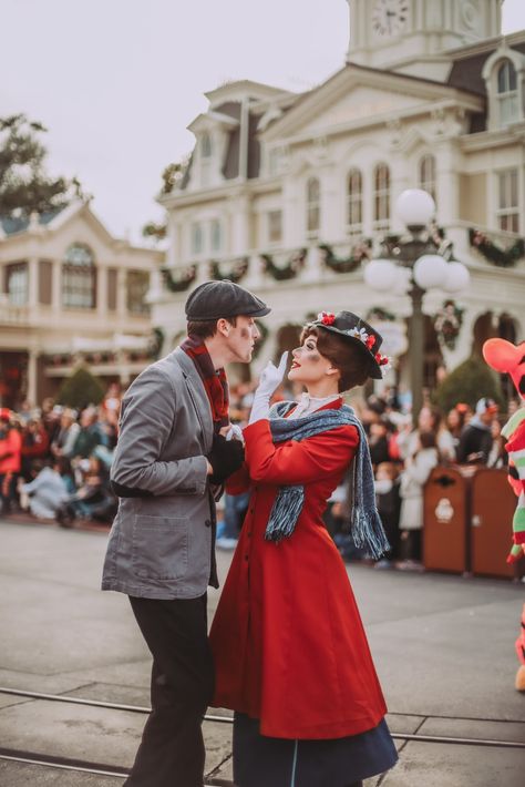 Steampunk Mary Poppins, Mary Poppins X Bert, Mary Poppins Cosplay, Mary Poppins Disneybound, Mary Poppins Hair, Mary Poppins Aesthetic, Mary Poppins 2018, Mary Poppins Theatre, Mary Poppins Broadway