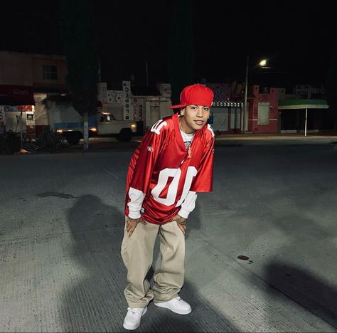 Y2k Hiphop Aesthetic, Love Don't Cost A Thing Outfits, Gangster Outfit Men, 2000 Fashion Men, Thug Fashion, 90s Hip Hop Outfits, Aesthetic Guy Outfits, Gangster Outfit, Looks Hip Hop