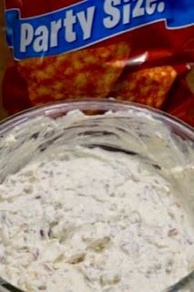 Dorito Chip Dip, Dips That Go With Doritos, Doritos Chip Dip, Dip For Doritos Recipes, Best Dip For Doritos, Doritos Dip Recipes, Dorito Dip Recipe, Party Dips Cold, Dip For Doritos