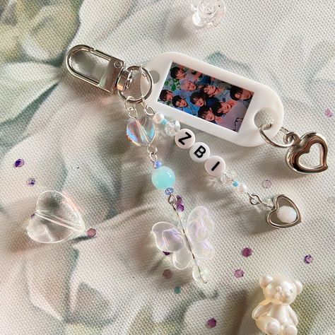 Keychain Photo, Concert Gift, Ateez Concert, Photo Keychain, Handmade Jewelry Tutorials, Cute Keychain, Custom Keychain, Bead Jewelry, Jewelry Tutorials