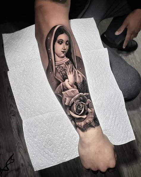 La Virgen De Guadalupe Tattoo Ideas Arm, Virgin Mary Tattoo Forearm Men, Mexican Virgin Mary Tattoo, Virgen De Guadalupe Tattoo Ideas Forearm, Virgin Guadalupe Tattoo, Virgen De Guadalupe Tattoo Ideas Women, Virgen Mary Tattoo Design, Virgin Mary Tattoo For Women, Our Lady Of Guadalupe Tattoo