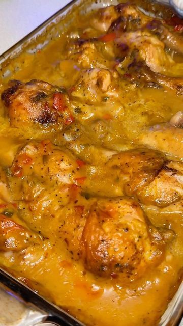 Smothered Chicken Oven Baked, Baked Chicken Legs With Gravy, Baked Chicken Wings With Cream Of Chicken, Baked Chicken Legs With Cream Of Mushroom, Smothered Drumstick Chicken Recipes, Southern Baked Chicken Recipes, Easy Smothered Chicken Recipes, Smothered Chicken Legs Recipes, Smothered Chicken Legs With Gravy