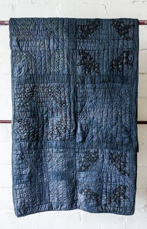 Overdyed Quilt, Indigo Quilt, Overall Pattern, Green Notebook, Blue Quilt, Abstract Quilt, Japanese Quilts, Old Quilts, Textile Crafts