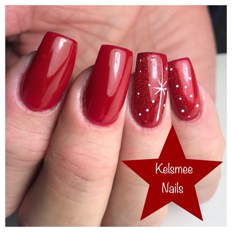 Christmas * Red * Candy cane * Holiday * Glitter * Press on nails | Winter Nails 2023 Trends Bethlehem Star Nails, Christmas Nails Star Of Bethlehem, Star Of Bethlehem Nails, Red Nails With Snowflake Design, Star Design Nails, Red Nails Christmas, Ruby Nails, Christmas Nails Diy, Christmas Gel Nails