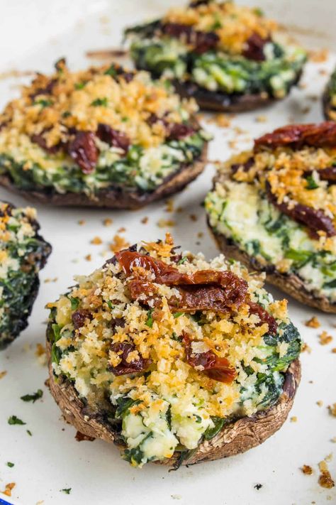 Stuffed Mushrooms - Cooking With Ayeh Stuffed Portabella, Vegetarian Main Meals, Stuffed Portobello Mushrooms, Portabella Mushrooms, Stuffed Portobello, Food Wastage, Stuffed Mushroom, Spinach Ricotta, Stuffed Portabella Mushrooms