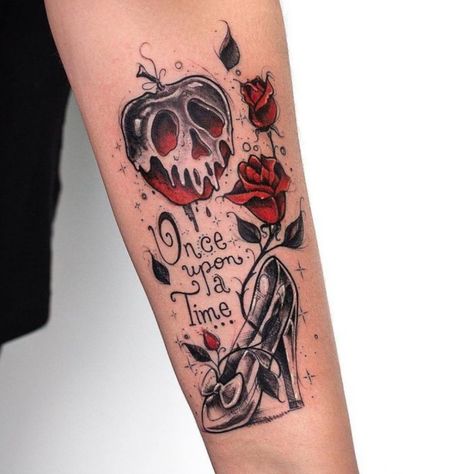 Illustrative Tattoos, Disney Sleeve Tattoos, Wonderland Tattoo, Disney Tattoo, Geniale Tattoos, Home Tattoo, Halloween Tattoos, Dream Tattoos, Disney Tattoos