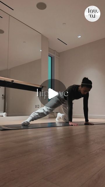 L A U R A. H I G U E R A on Instagram: "Because our hip needs love after 8 hours of seating!

All the good stuff is on the video, but I made sure to include at least one exercise for the major hip movements, so I got you covered with this routine.

I will be creating a series on YouTube for all my 9-5 fellow workers 😉

Share your thoughts in the comments ✨

.

.

.

Hip Mobility, After Work

#hipmobility #workoutroutine #healthatwork #deskjob #fitness #exerciseroutine #strongwomen #postworkout #wellness #mobility" Workout Vibes, Exercise Videos, Desk Job, Hip Mobility, Post Workout, I Got You, Need Love, Self Development, Strong Women