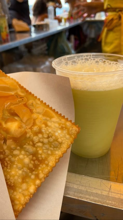 Sugarcane Juice, Foodie Instagram, Story Fake, Brazilian Food, Fake Food, Instagram Food, Story Instagram, Food Obsession, Juicing Recipes