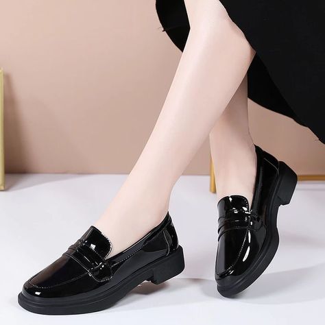 Female Shoes, Suit Shoes, Shoes Outfit Fashion, Black Shoes Women, Aesthetic Shoes, Leather Shoes Woman, Formal Shoes, Casual Shoes Women, Work Shoes