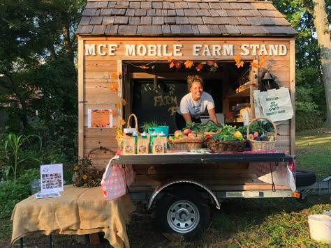 Mobile Farm Stand — Montclair Community Farms Community Farm Design, Mobile Produce Stand, Mobile Farmers Market, Portable Farm Stand, Small Farm Stand Ideas, Farm Stand Trailer, Farm Stand On Wheels, Trailer Farm Stand, Mobile Farm Stand