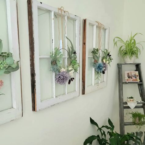 These repurposed old windows can add a touch of charm and character to the space. The peeling paint and worn edges create a unique, rustic look that adds a sense of history and nostalgia to your home. They look great with simple wreaths, making them so beautiful as a unique wall hanging. Vintage window decor from @bebefinihome Windows As Wall Decor, Vintage Windows Repurposed, Decorating With Old Windows, Vintage Wall Decor Ideas, Vintage Window Decor, Simple Wreaths, Add Character To Your Home, Vintage Window, Inside Decor