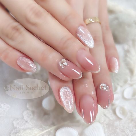 #AlmondAcrylicNails #AlmondGelNails #AlmondManicureIdeas #AlmondNailArt #AlmondNailDesign #AlmondNailInspiration #AlmondShapeNails #FrenchAlmondNails #GlitterAlmondNails #MatteAlmondNailsPosted by Zoe Scott: Let's dive right into the heart of style, where creativity meets the latest trends. Yes, we are talking about almond nail design! This trend is taking... Matte Almond Nails, Pink Glitter Ombre, Almond Nail Designs, Almond Gel Nails, Red Ombre Nails, Almond Nail Art, Latest Nail Designs, Glitter Accent Nails, Pink Ombre Nails